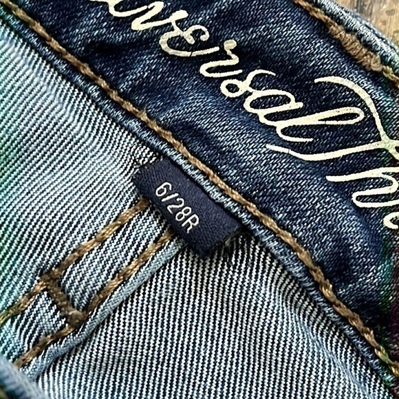 Universal Thread Jeans - Picture 5 of 12